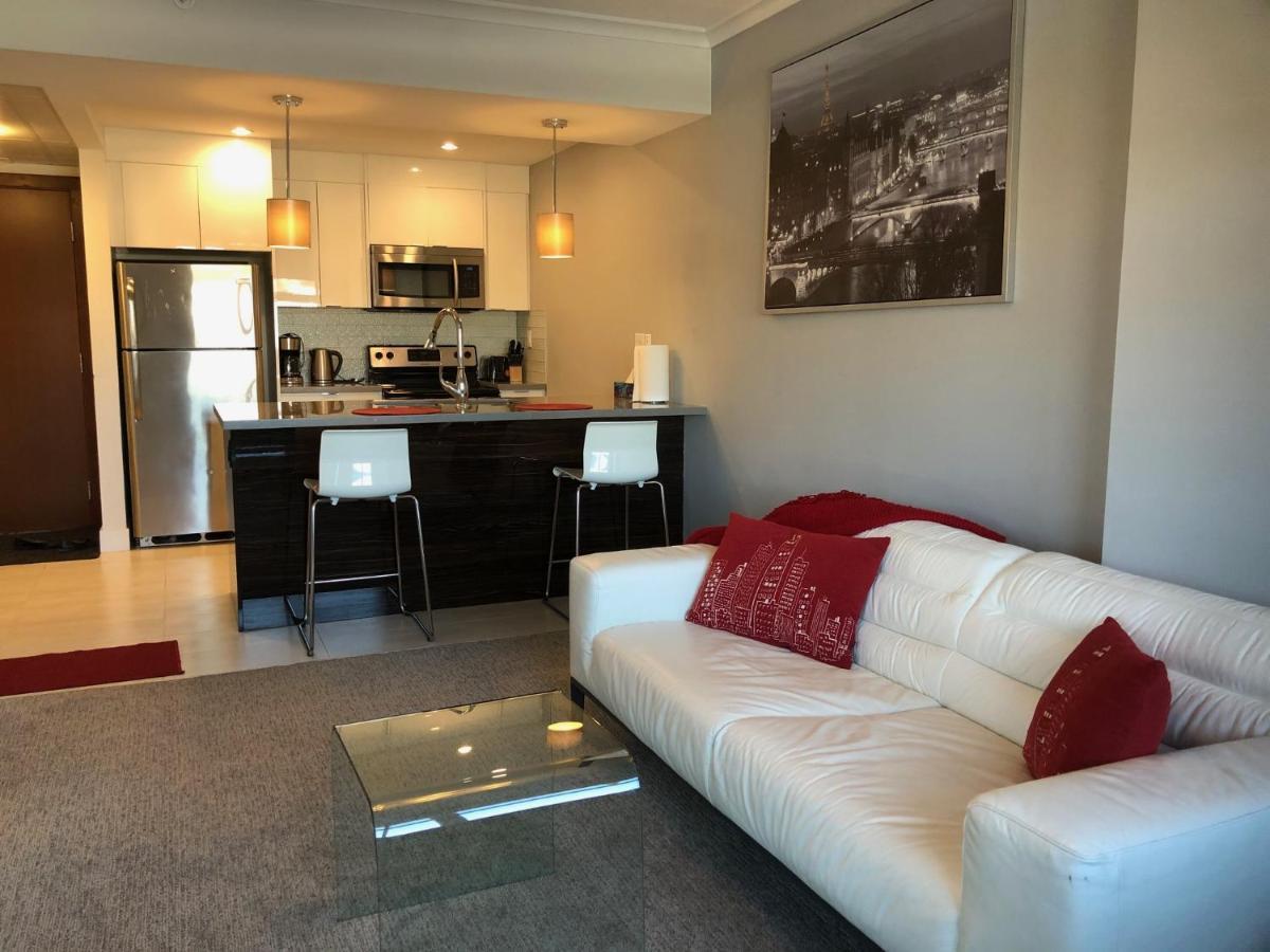 Amicable, Cozy, High Speed Internet, Sleeps 2 Riverview Downtown Apartment YYC Kültér fotó